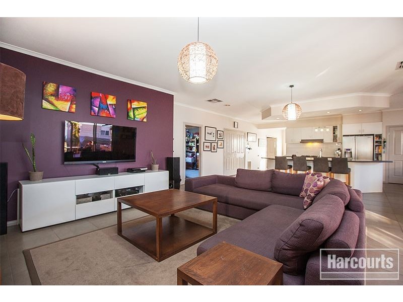 2 Macquarie Circuit, Pakenham VIC 3810