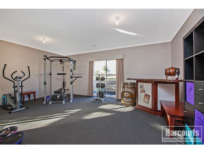 2 Macquarie Circuit, Pakenham VIC 3810