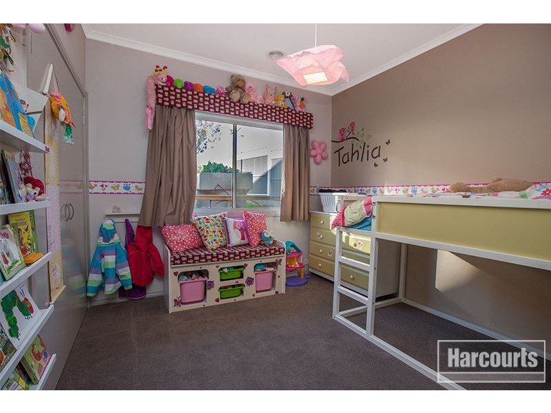 2 Macquarie Circuit, Pakenham VIC 3810