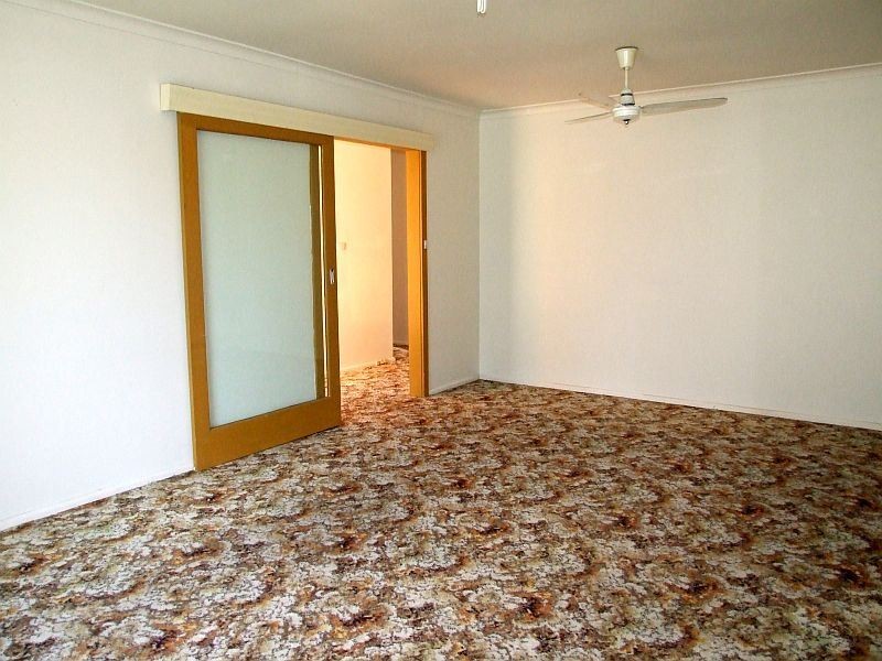 18 Henry Street, Pakenham VIC 3810