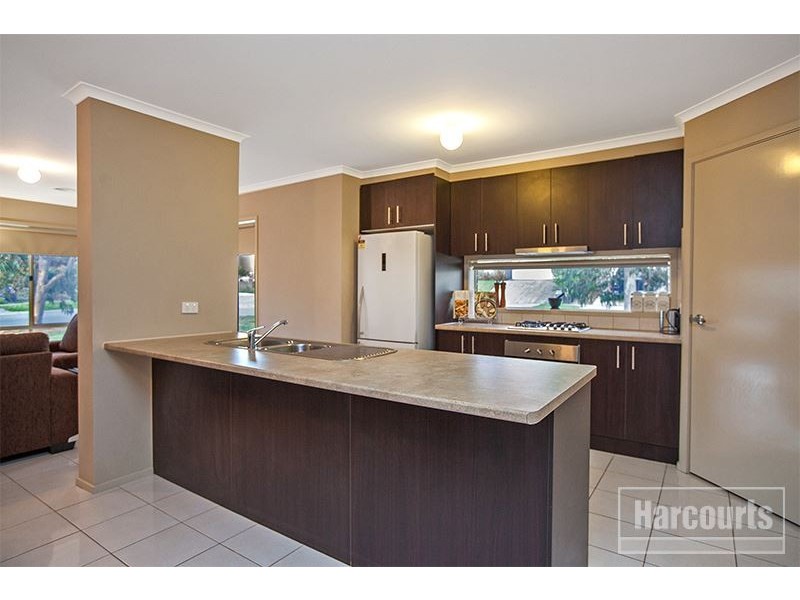 11 Lucerne Circuit, Pakenham VIC 3810