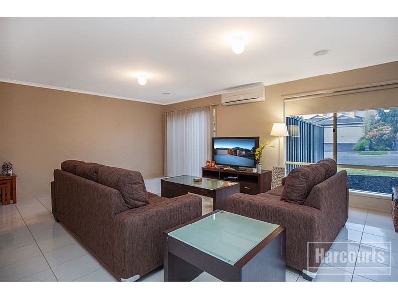 11 Lucerne Circuit, Pakenham VIC 3810