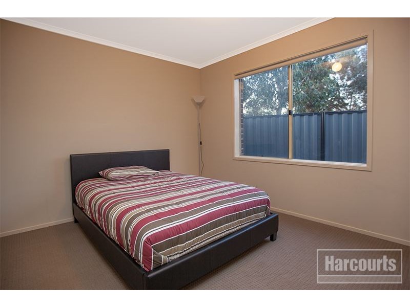 11 Lucerne Circuit, Pakenham VIC 3810