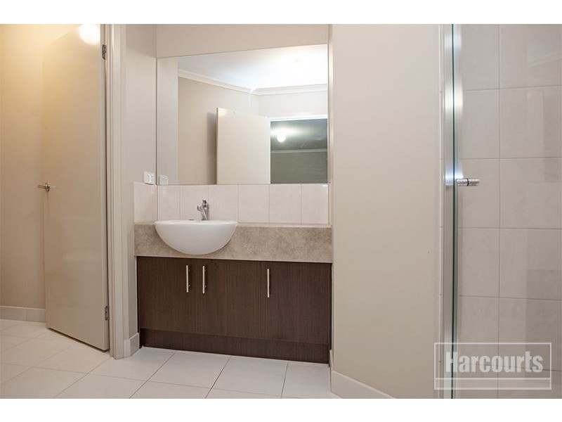 11 Lucerne Circuit, Pakenham VIC 3810