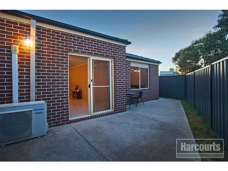 11 Lucerne Circuit, Pakenham VIC 3810