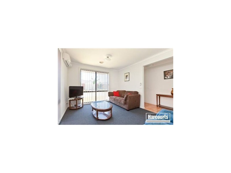24 Freeman Drive, Pakenham VIC 3810