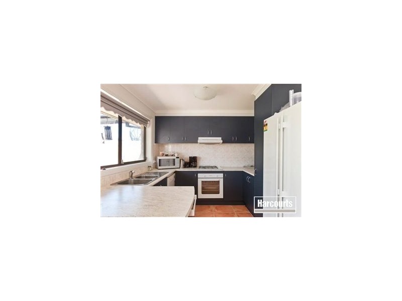 24 Freeman Drive, Pakenham VIC 3810