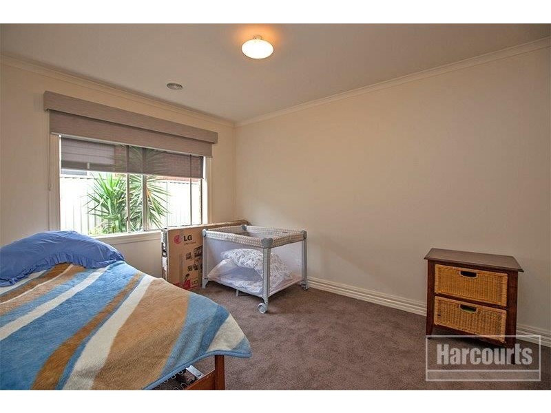 9 Willowbank Pocket, Pakenham VIC 3810