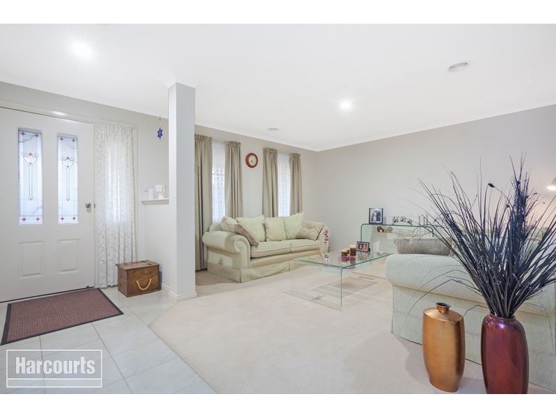 5 Kingfisher Court, Pakenham VIC 3810