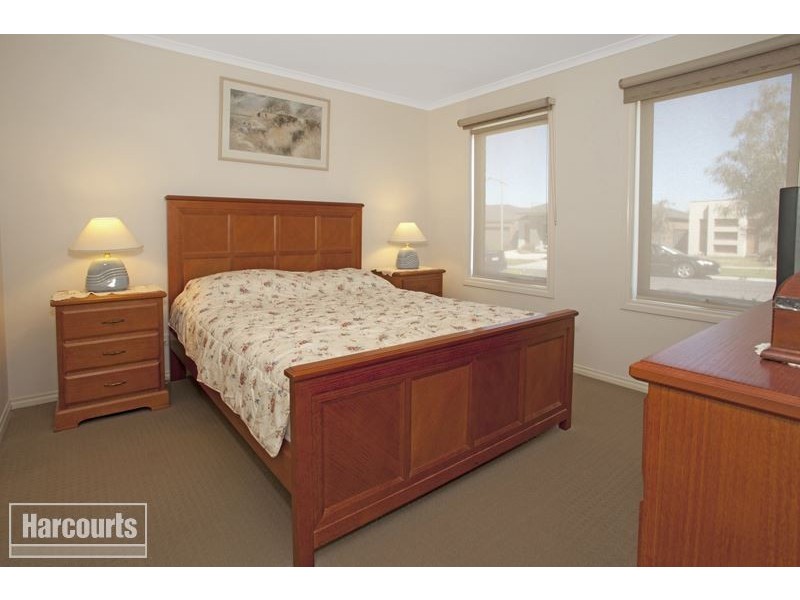 31 Sienna Way, Pakenham VIC 3810