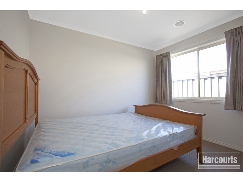 31 Sienna Way, Pakenham VIC 3810