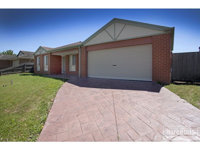 19 Park Boulevard, Pakenham VIC 3810