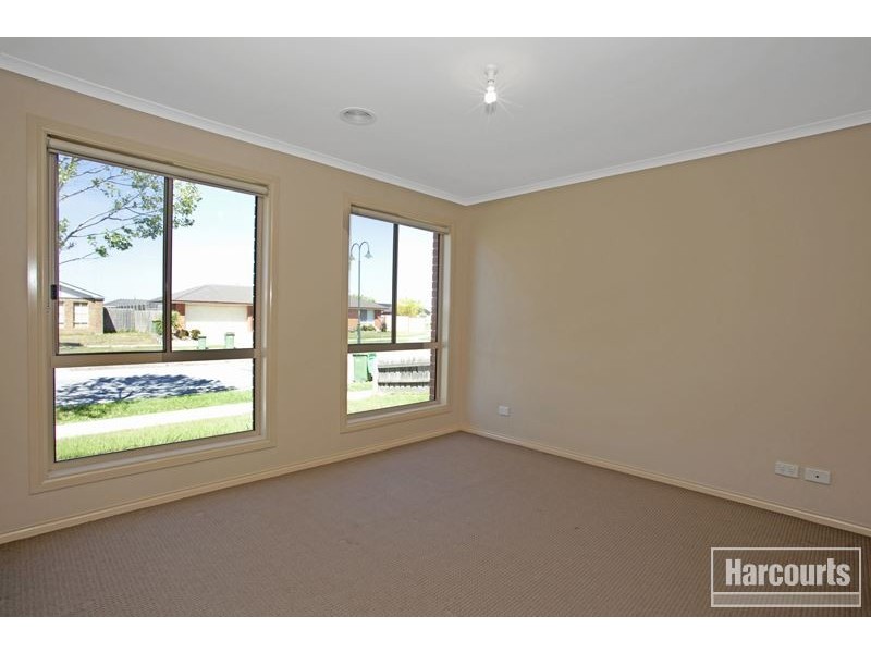19 Park Boulevard, Pakenham VIC 3810