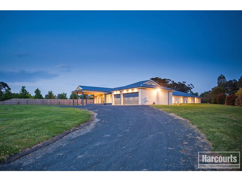 12 A Meeking Drive, Pakenham VIC 3810