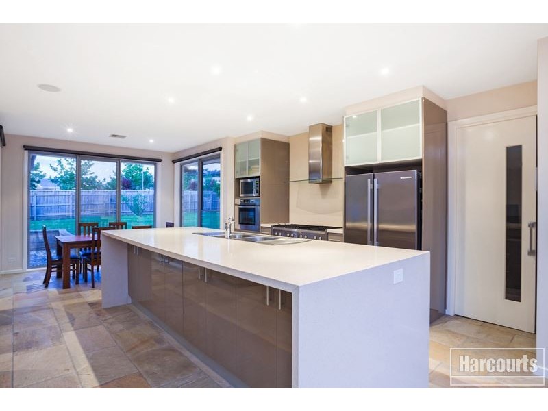 12 A Meeking Drive, Pakenham VIC 3810