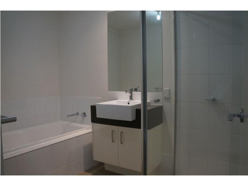 19 Hammond Crescent, Officer VIC 3809