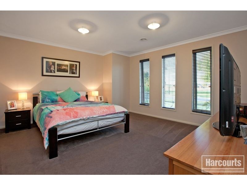 24 Arden Avenue, Pakenham VIC 3810