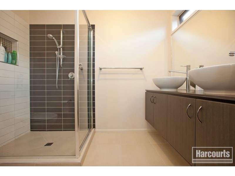 24 Arden Avenue, Pakenham VIC 3810