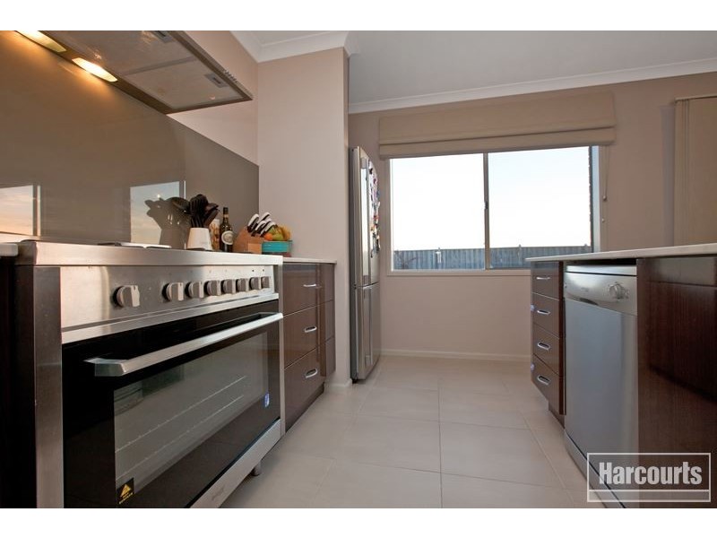 24 Arden Avenue, Pakenham VIC 3810