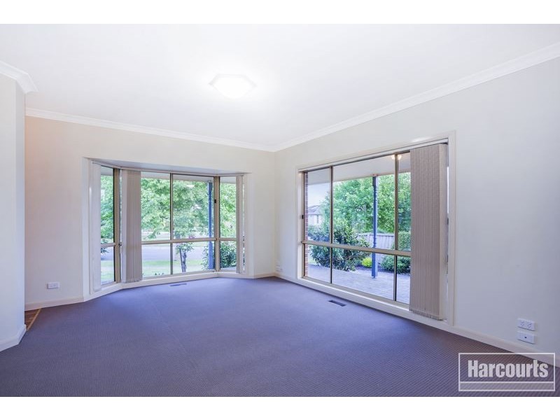 34 Canning Drive, Berwick VIC 3806