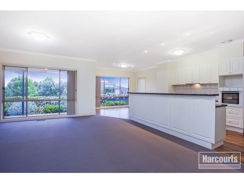 34 Canning Drive, Berwick VIC 3806