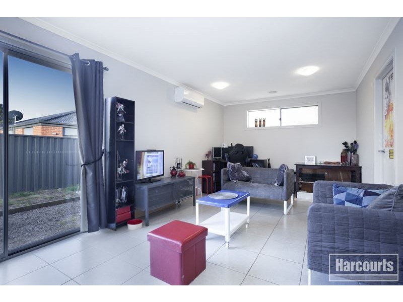 2 Mirabelle Street, Pakenham VIC 3810