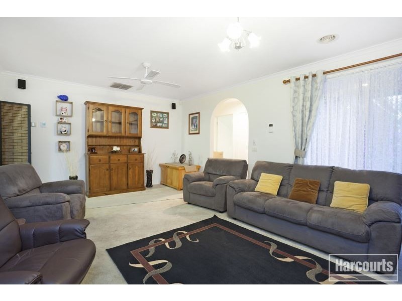 13 McGill Court, Pakenham VIC 3810