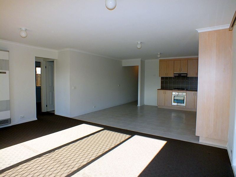 14/31 Syme Road, Pakenham VIC 3810