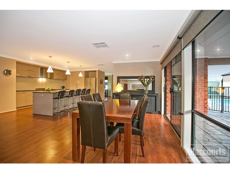 14 Azure Court, Pakenham VIC 3810