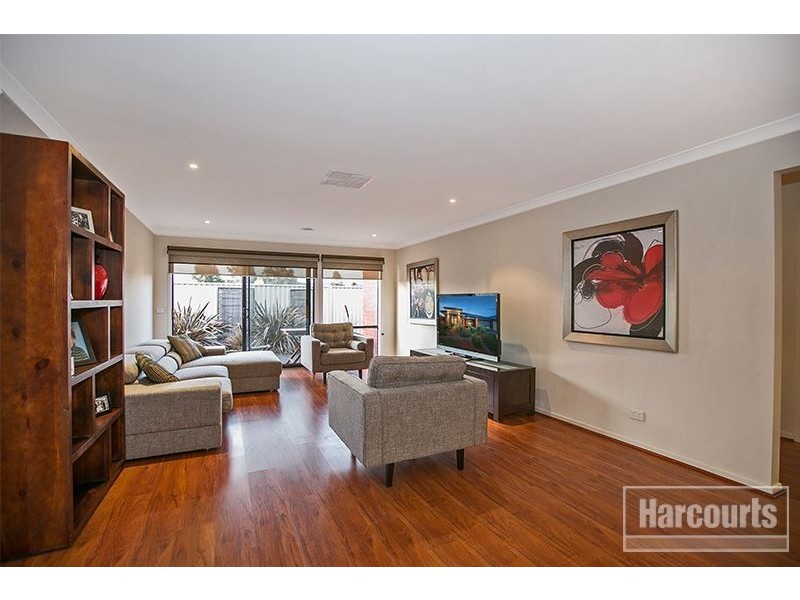 14 Azure Court, Pakenham VIC 3810