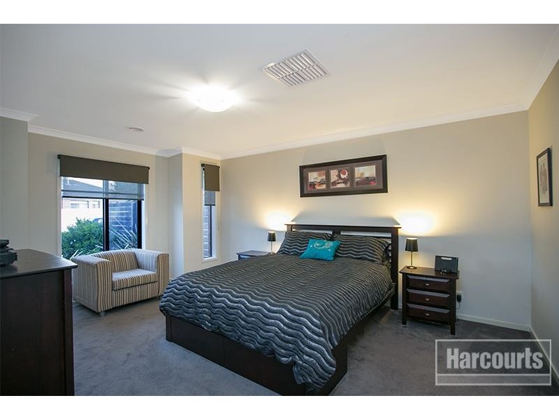 14 Azure Court, Pakenham VIC 3810