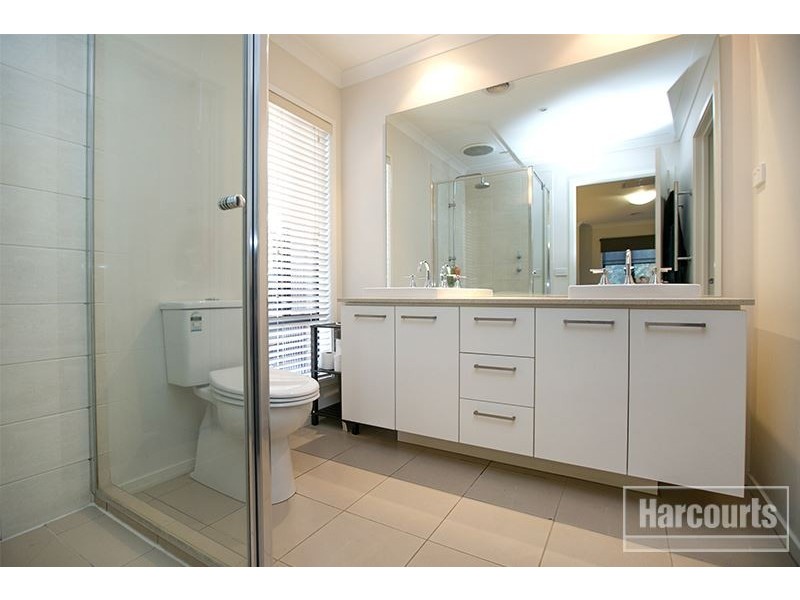 14 Azure Court, Pakenham VIC 3810