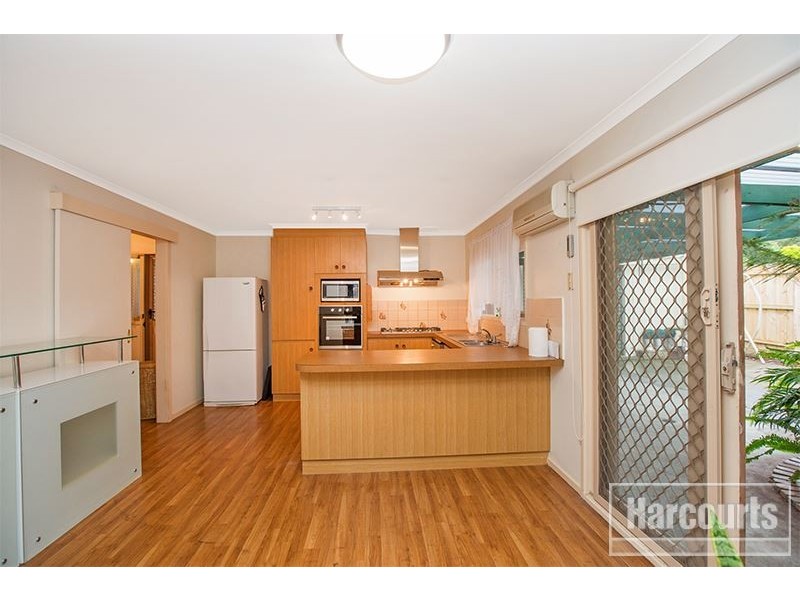 10 Smethurst Avenue, Pakenham VIC 3810