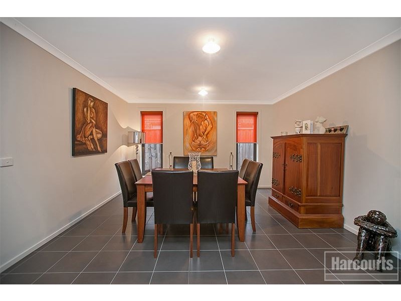 11 Field Street, Pakenham VIC 3810