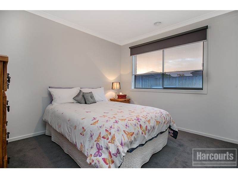 11 Field Street, Pakenham VIC 3810