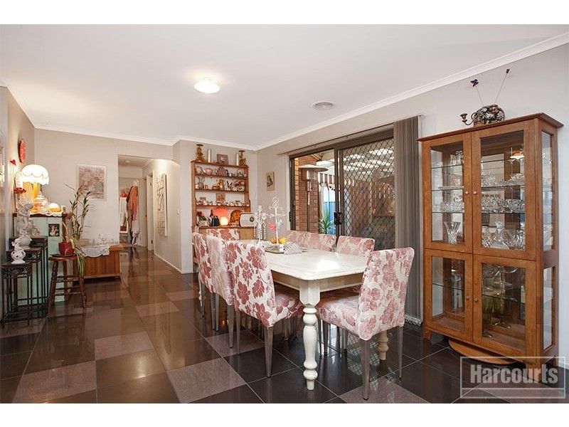 6 Paperbark Drive, Pakenham VIC 3810