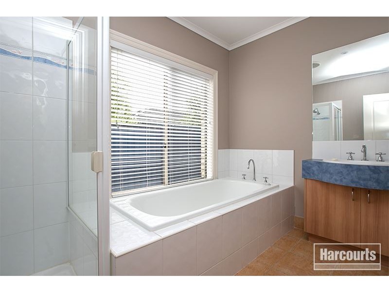 29 The Parkway, Pakenham VIC 3810