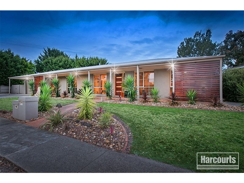 1 Malcolm Court, Pakenham VIC 3810