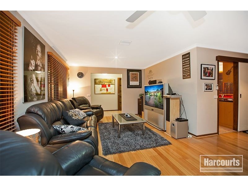 1 Malcolm Court, Pakenham VIC 3810