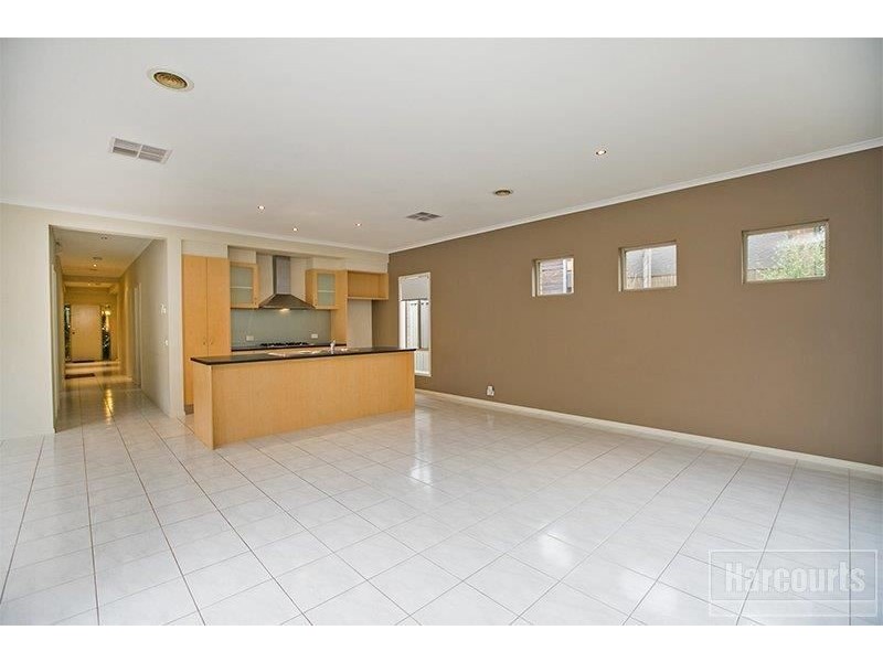 3 Yarra Close, Pakenham VIC 3810