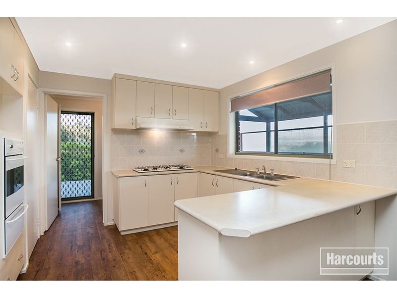 34 Union Avenue, Pakenham VIC 3810