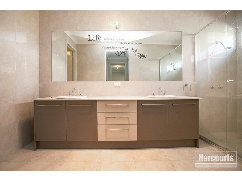 68 Majestic Drive, Officer VIC 3809