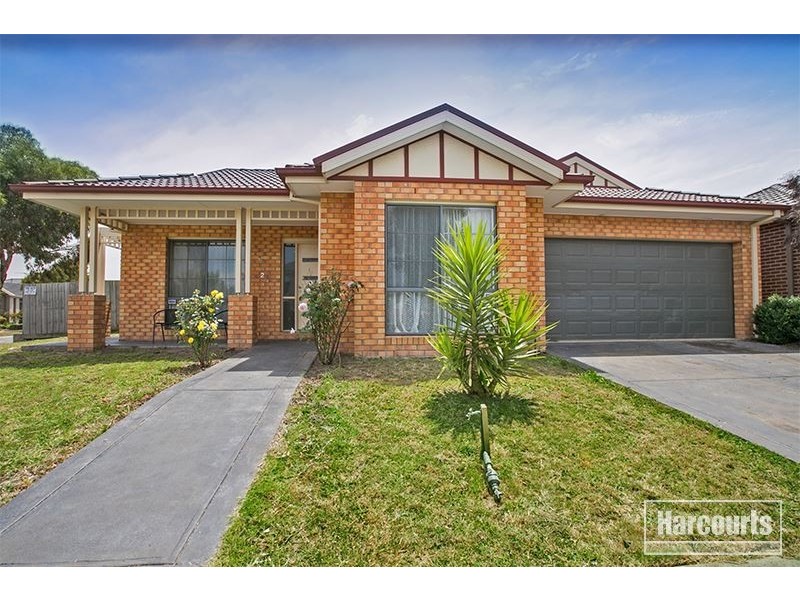 2 Angelique Street, Berwick VIC 3806