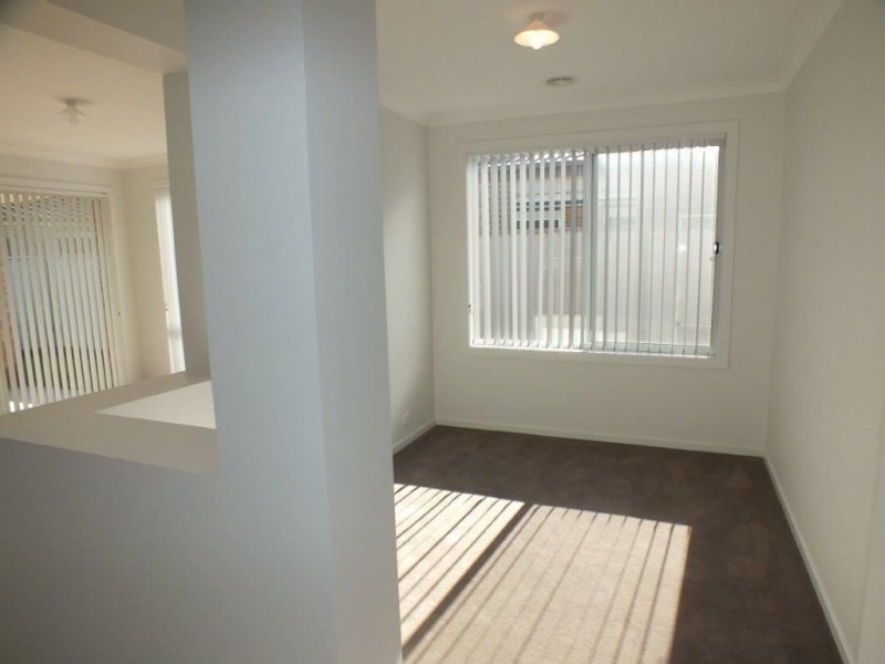 21 Serenity Street, Pakenham VIC 3810