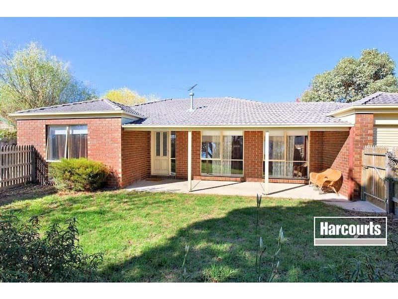 1/9 Henty Street, Pakenham VIC 3810