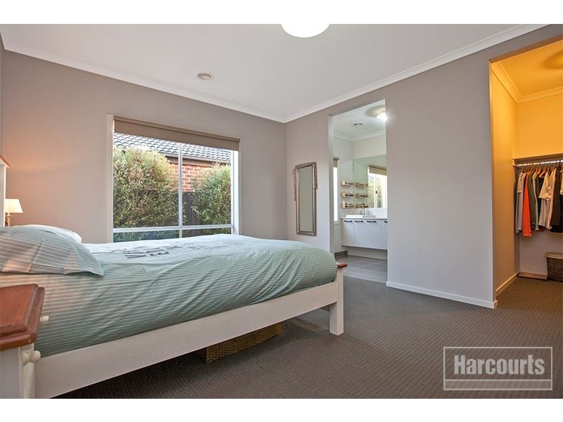 3 Westwood Grove, Pakenham VIC 3810