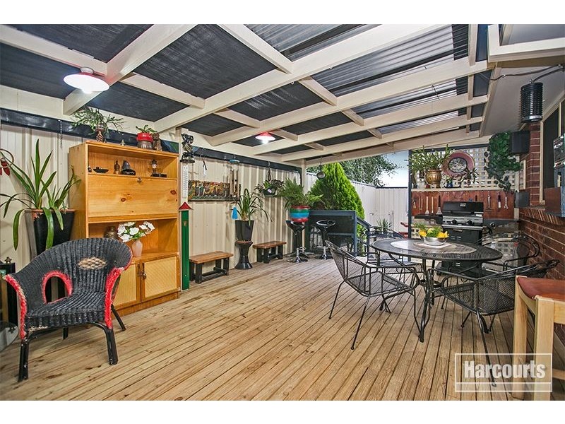 2/37 Eagle Drive, Pakenham VIC 3810