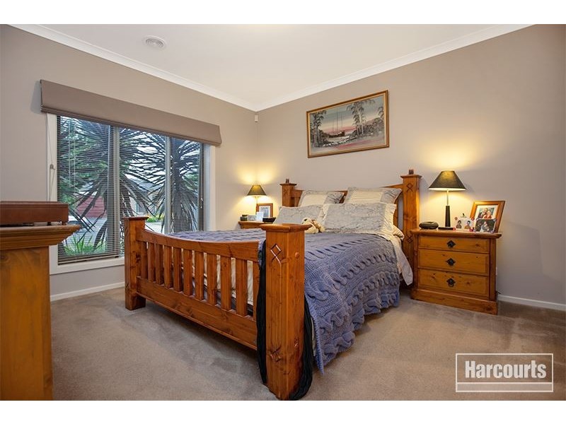 21 Britton Drive, Pakenham VIC 3810