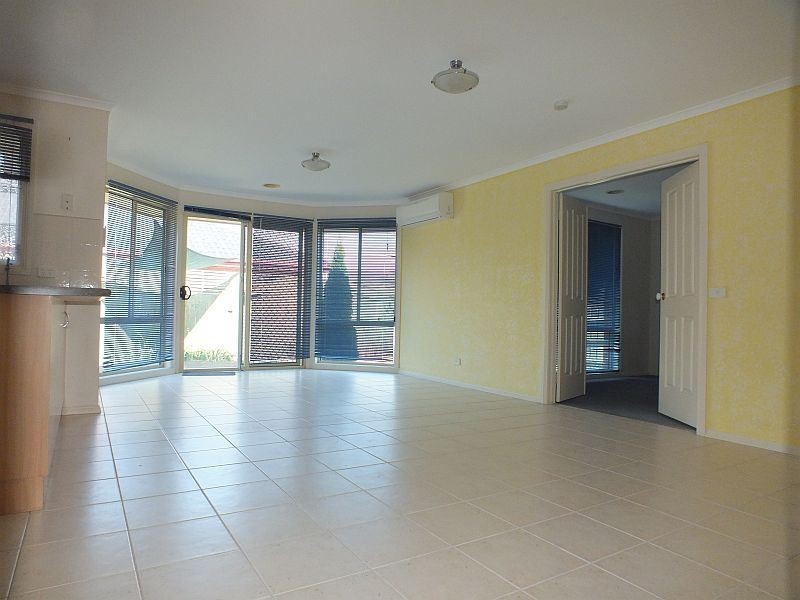 28 Storey Drive, Pakenham VIC 3810