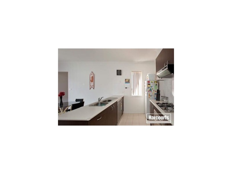 14 Kingsdale Crescent, Pakenham VIC 3810